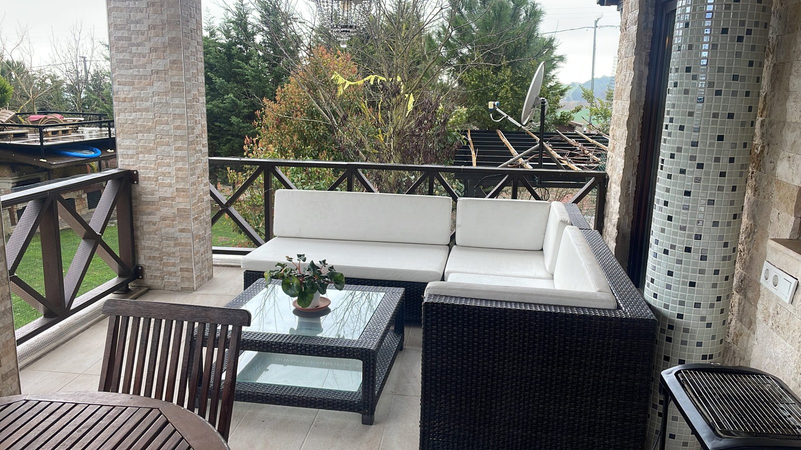 Çatalca Kiralık Villa Balkon