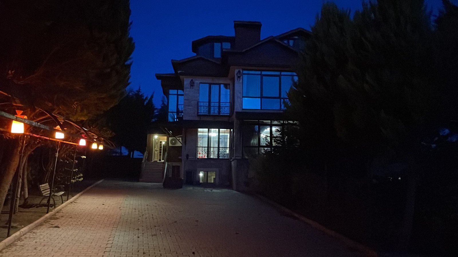 Günlük Kiralık Villa Gece