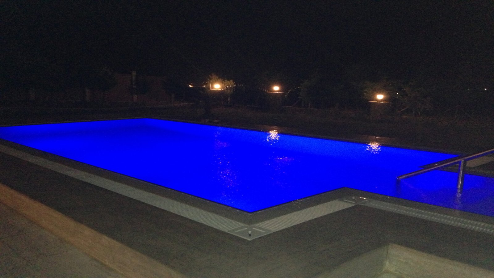Günlük Kiralık Villa Havuz Aydınlatma