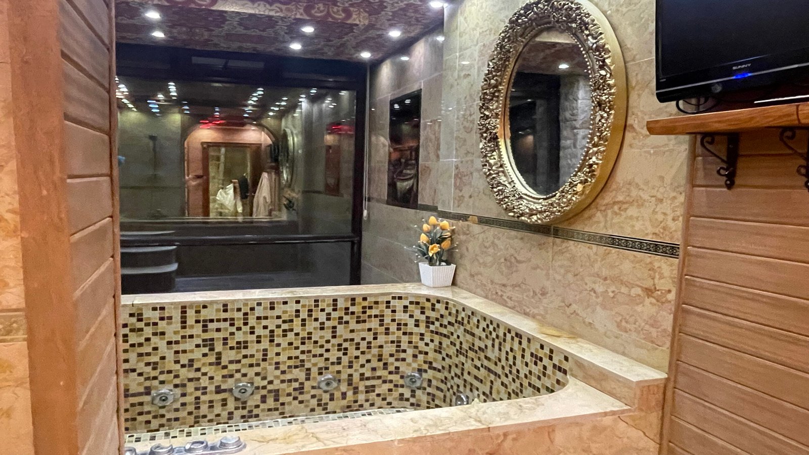 Günlük Kiralık Villa Yatak Odası Jakuzi