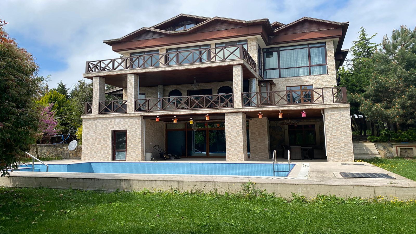 Günlük Kiralık Villa Silivri